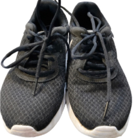 Nike Revolution - Picture 4 of 4